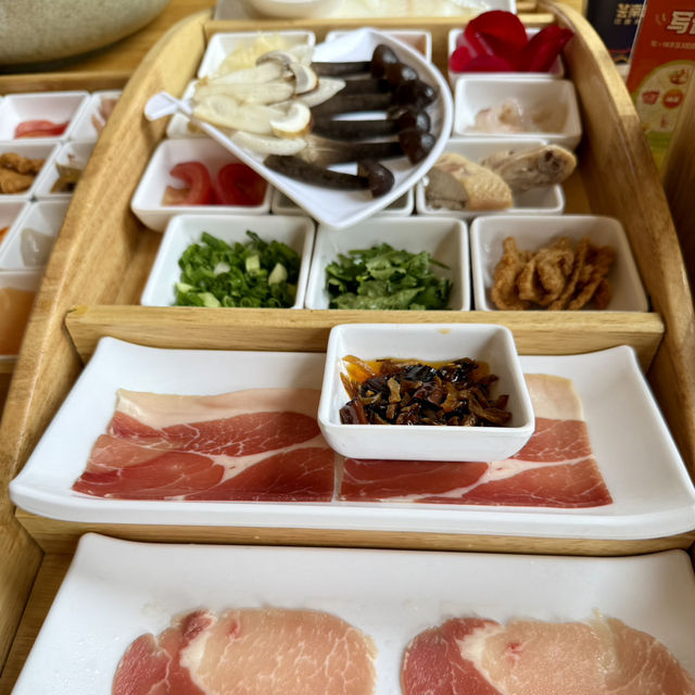 Must-Try Bites in Kunming 🍄🌸