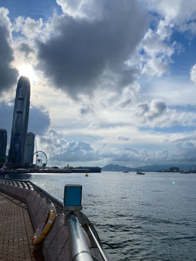 香港｜金鐘>>>灣仔海濱隱藏的打卡點.🖼️