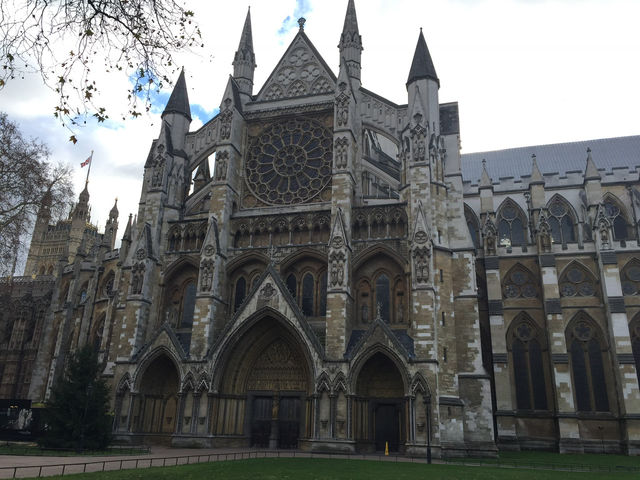 London Calling: Your Ultimate Guide to the Capital’s Must-See Spots
