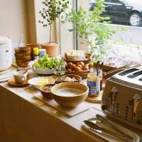 Dear Lion Cafe