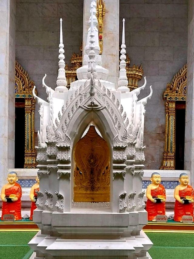 วัดระฆังโฆสิตาราม✨️