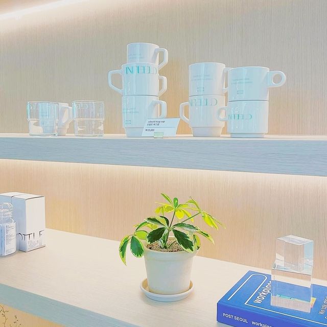 Infeeld Cafe