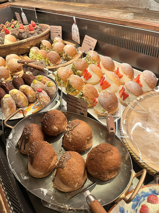 진짜진짜 맛있는 상하이 빵집 🥯