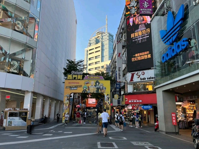 🏙️ : Ximending Walking District เที่ยวไต้หวัน