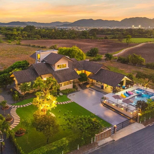 พูลวิลล่าเขาใหญ่สวยบรรยากาศชิล The Time Pool Villa