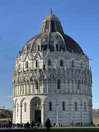 Pisa: Where Gravity Took A Vacation