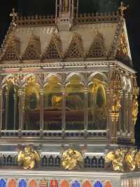 A King’s Sanctuary: St. Stephen’s Hand And Hungary Soul