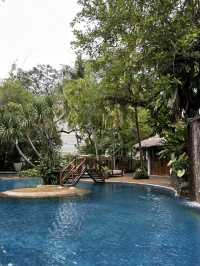 resort‑style ambiance, cozy rather than formal luxury experience  