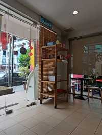 Xin Xiang Yi Wei: Menjalara's Vegetarian Haven