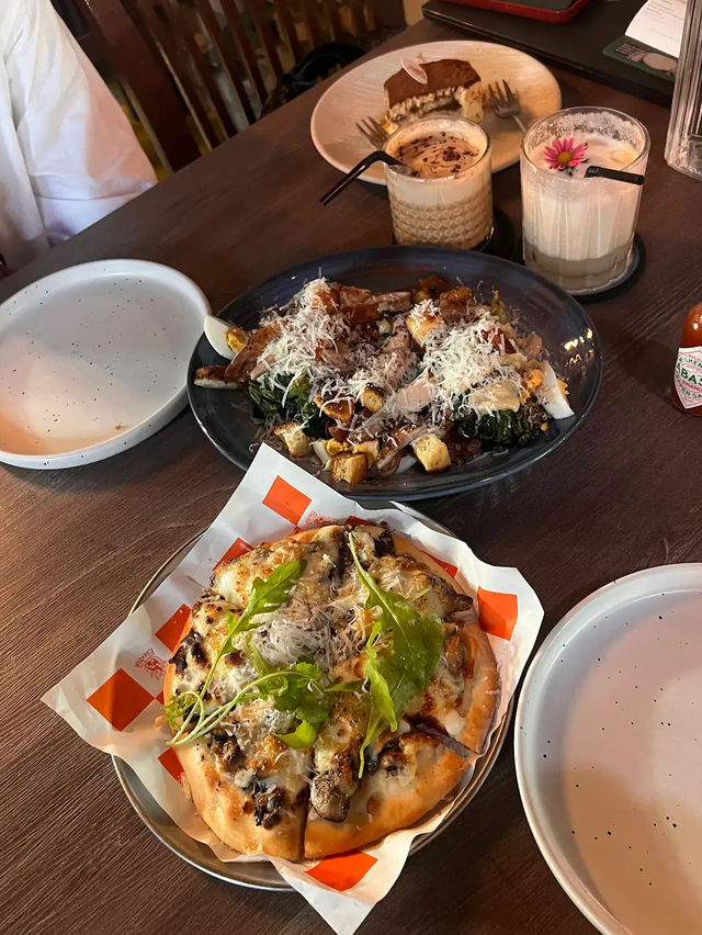 Green Vibes, Warm Bites: Flame & Fern Café Uncovered