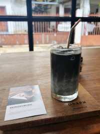 Graph Cafe คาเฟ่สไตล์ลอฟท์ใจกลางเมืองเชียงใหม่
