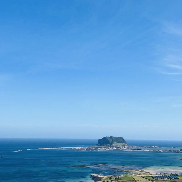 The Ultimate Vantage Point for Seongsan Ilchulbong and Udo Island