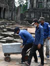Bayon: 216 Stone Smiles In The Jungle (13th Century)