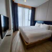 พักผ่อน ดูวิวทะเลที่ S. Sriracha Hotel & Residence