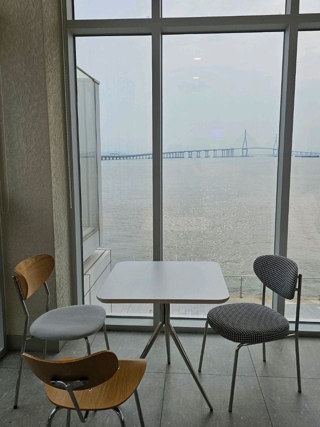 송도 휴양지 카페