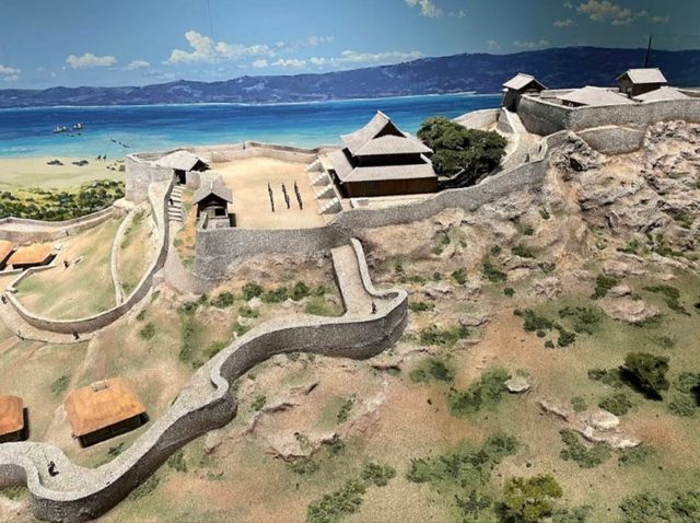 沖繩 | 勝連城跡,懸崖之上的十五世紀城堡 沖繩 | 勝連城跡,懸崖之上的十五世紀城堡