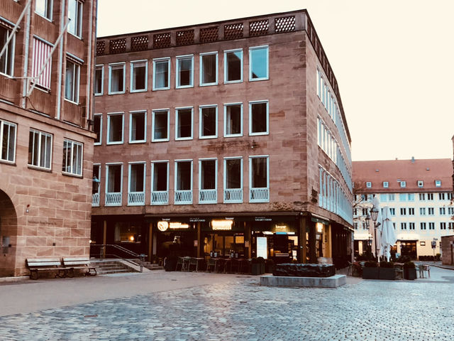 ⛅️📸 เช้าตรู่ในเมืองเก่า Nuremberg  ⛅️📸 เช้าตรู่ในเมืองเก่า Nuremberg