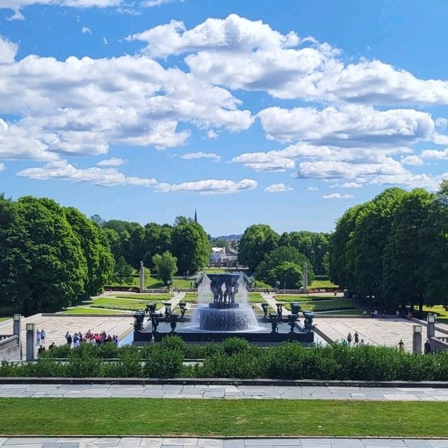 Oslo: Frogner Park and Vigelandsparken Sculpture Park Oslo: Frogner Park and Vigelandsparken Sculpture Park