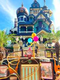 Hong Kong Disneyland: A Magical Adventure