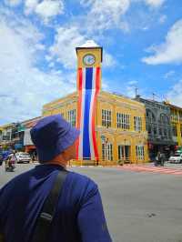 Phuket Old Town – Heritage Vibes, Street Art & Night Market Fun