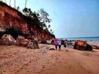 Red Cliffs ที่บางสะพานน้อย