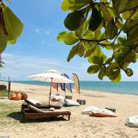 SHE SAILS CAFE & BEACH CLUB