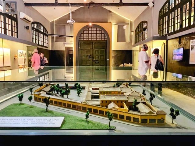 河內 | Hoa Lo Prison 火爐監獄改造的博物館