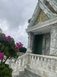 วัดถ้ำสหายธรรมจันทร์นิมิต