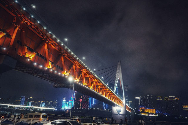 重慶洪崖洞夜景攻略🌃迷失在「千與千尋」的魔幻山城🌃