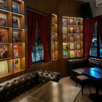 คาเฟ่สไตล์ยุโรป โซนนิมมาน : Co&Co Cafe and Bar.