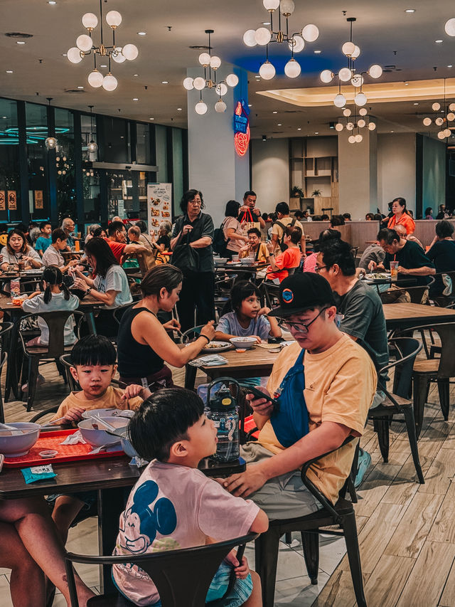 A Local Feast Under One Roof — Foodies’ Nest Food Court @ Starling Mall