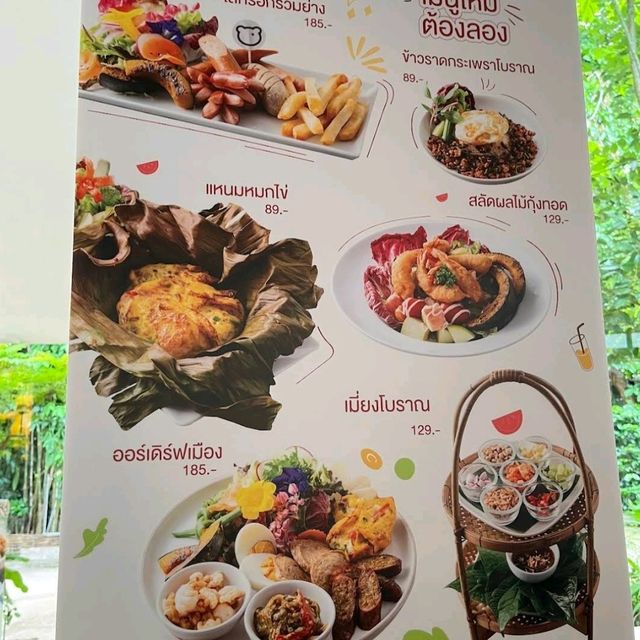 บ้านสวนกาแฟ ร้านอาหาร และกาแฟ ริมลำธาร