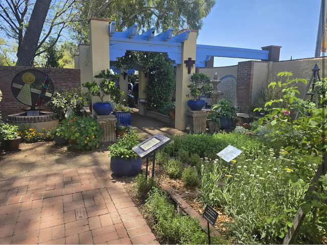 Tucson Botanical Gardens