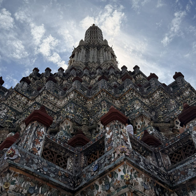 📍泰國曼谷|鄭王廟☀️ 陽光替寺上了一層金 📍泰國曼谷|鄭王廟☀️ 陽光替寺上了一層金