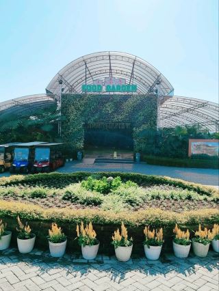 ทิวทัศน์อันงดงามของสวน D'Castello Highland