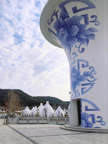 景徳鎮】用途不明の巨大青花瓷〜景徳鎮古坊群 | Trip.com 浮梁