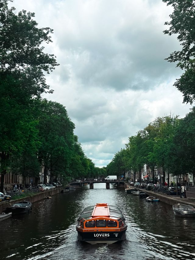 Canals in Amsterdam, The Netherlands🇳🇱📌