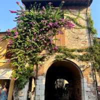 美丽的西尔庙内小镇(Sirmione), Lake Garda(加尔达湖), Italy 