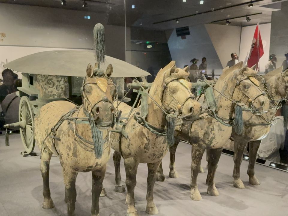 中国初代皇帝の2200年前の青銅馬車 | Trip.com 西安