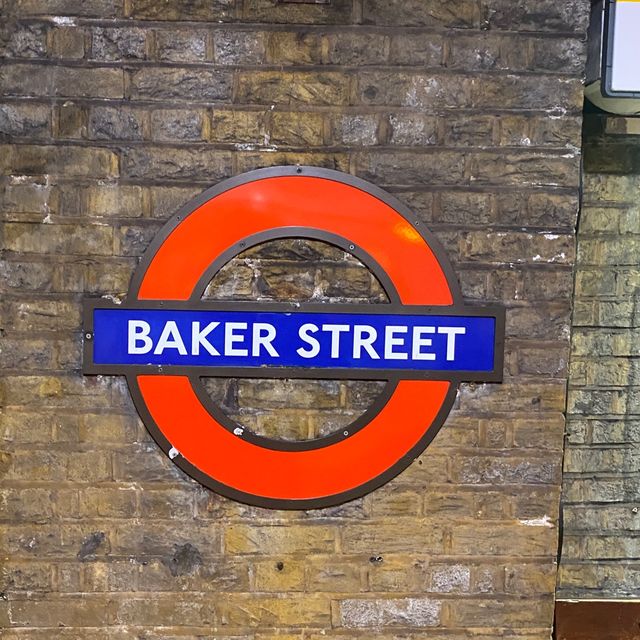 🏴󠁧󠁢󠁥󠁮󠁧󠁿 Home of Sherlock Holmes: Baker Street🕵️‍♂️