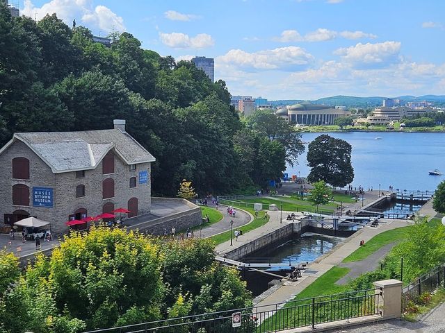 Major's Hill Park 🇨🇦