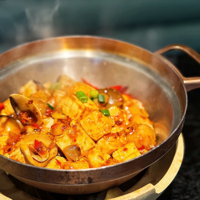 😍 人均$𝟐𝟎𝟎! 滿桌的越式大餐