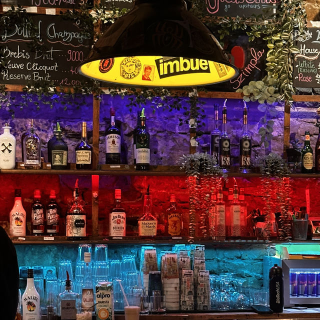 The first ever Hungarian ruin bar welcomes you!