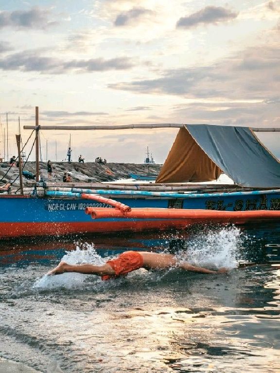 🌊💦 Make a Splash! Top Water
 Activities to Try in Manila 🚤