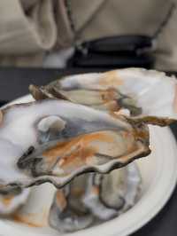 When Coastal Chic Meets Cantonese Classic