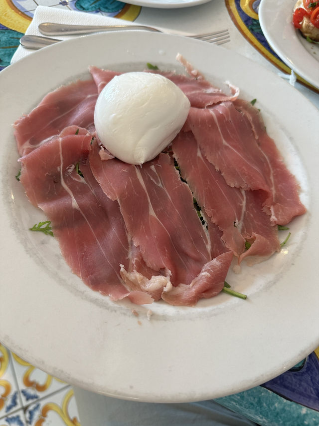 “A Slice of Naples: Heartfelt Flavors & Warm Vibes at San Carlo 🍕🇮🇹”