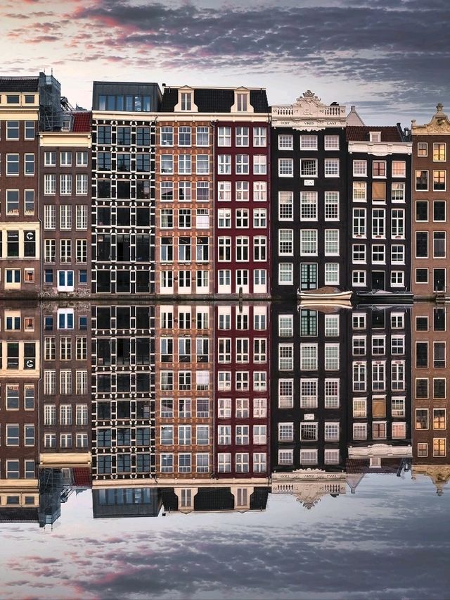 🌷 “Golden Canals & Tulip Dreams: A Day in Amsterdam” 🇳🇱
