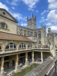 8 hours in Bath,UK.