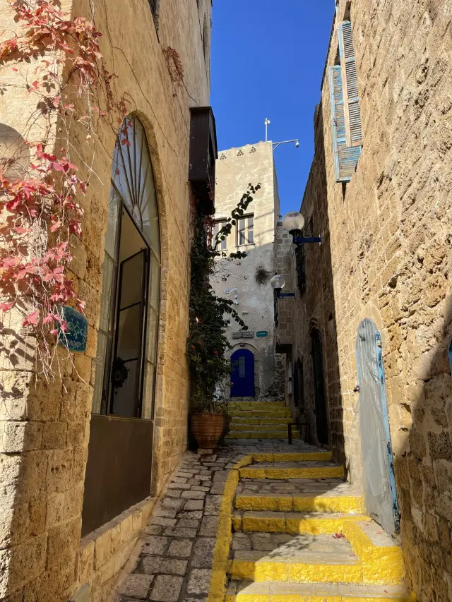 🏰 Old Jaffa – Timeless Charm by the Sea 🌊✨