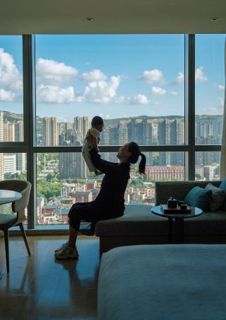 When you come to Fuqing, a hometown of overseas Chinese, you must stay in the popular family hotel